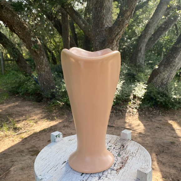 1930’s Rumrill Swan Vase - Picture 4 of 9